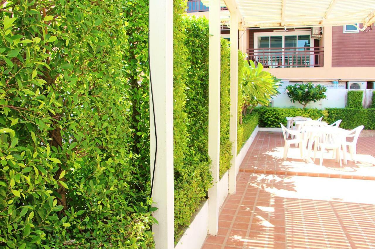 Dragon Beach Resort Jomtien Pattaya Ngoại thất bức ảnh
