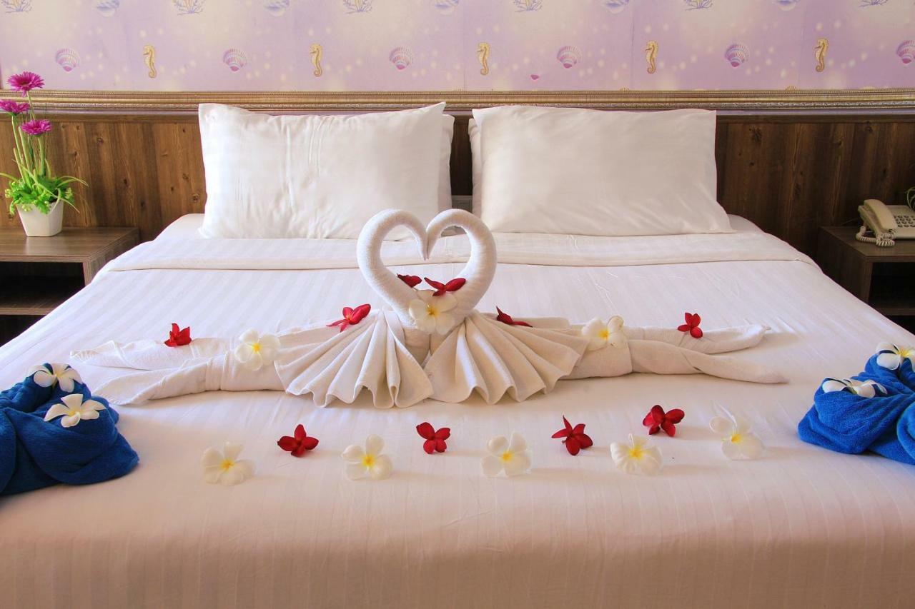 Dragon Beach Resort Jomtien Pattaya Ngoại thất bức ảnh