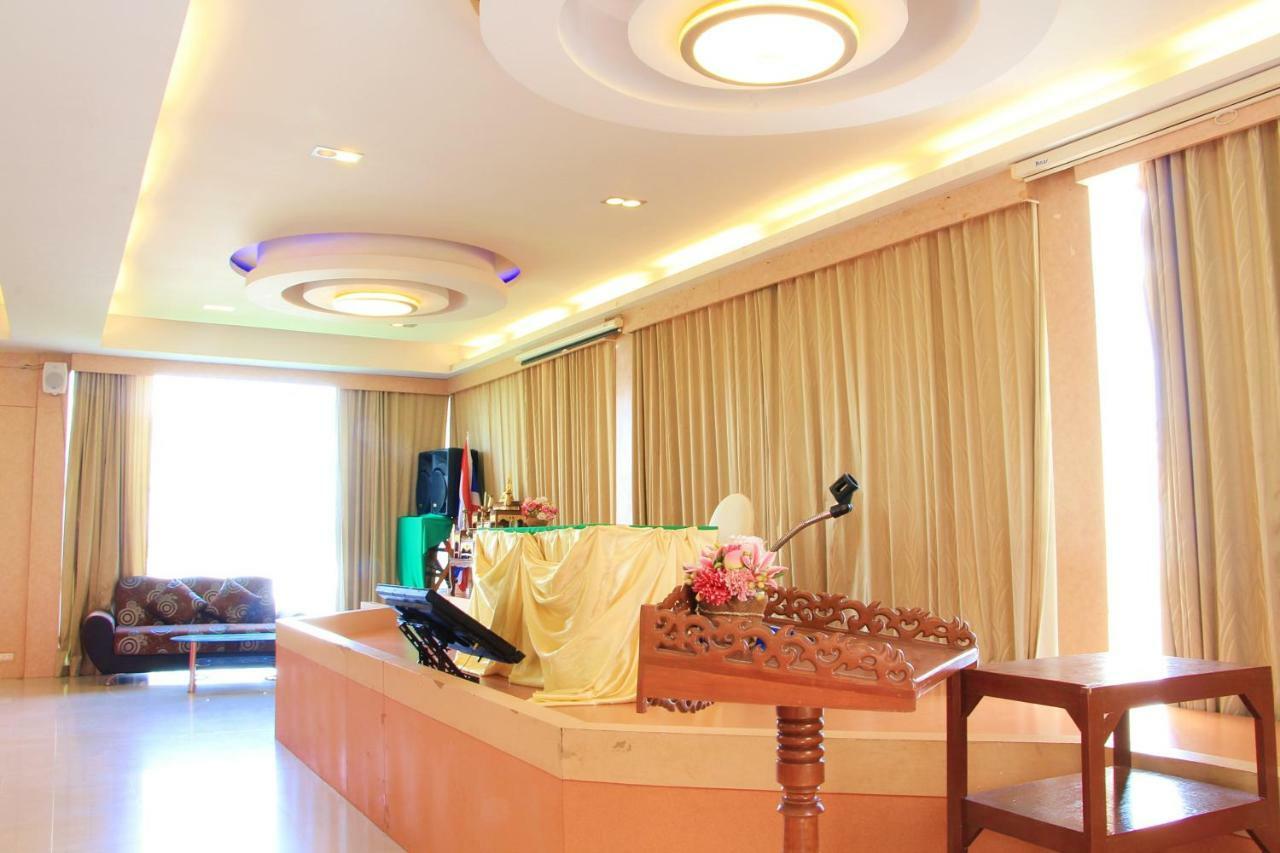 Dragon Beach Resort Jomtien Pattaya Ngoại thất bức ảnh
