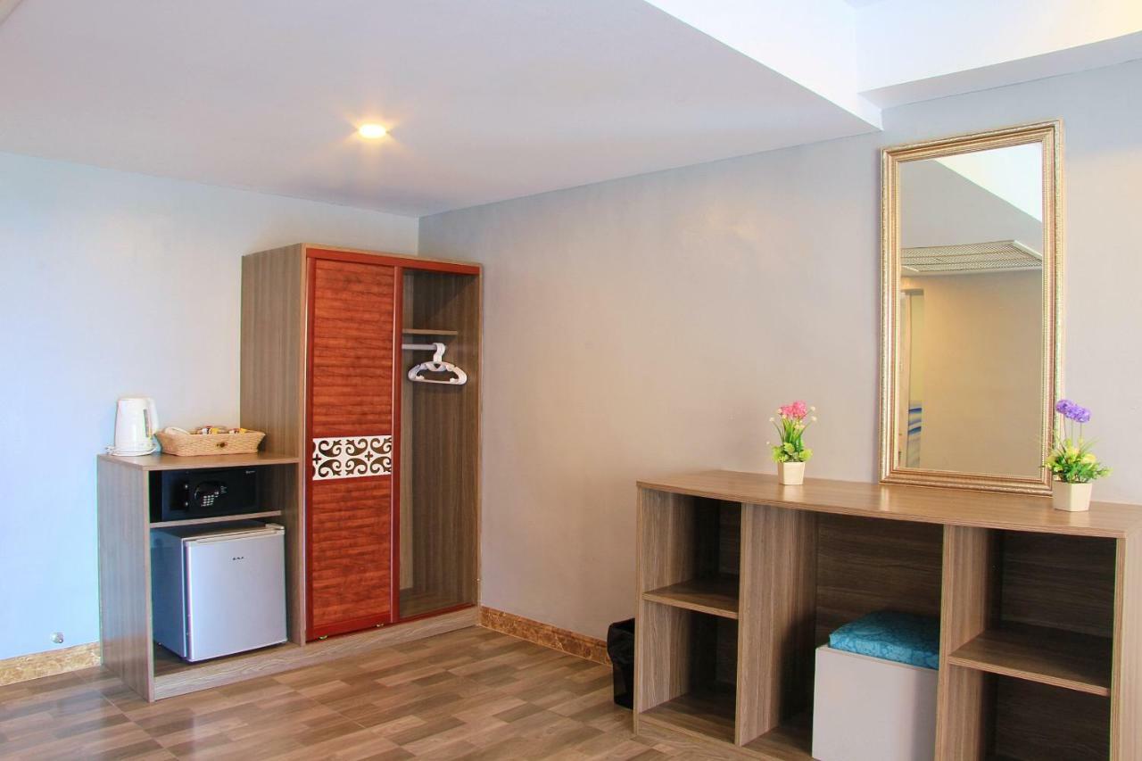 Dragon Beach Resort Jomtien Pattaya Ngoại thất bức ảnh